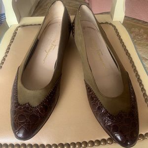 A gorgeous Salvatore Ferragamo shoe!